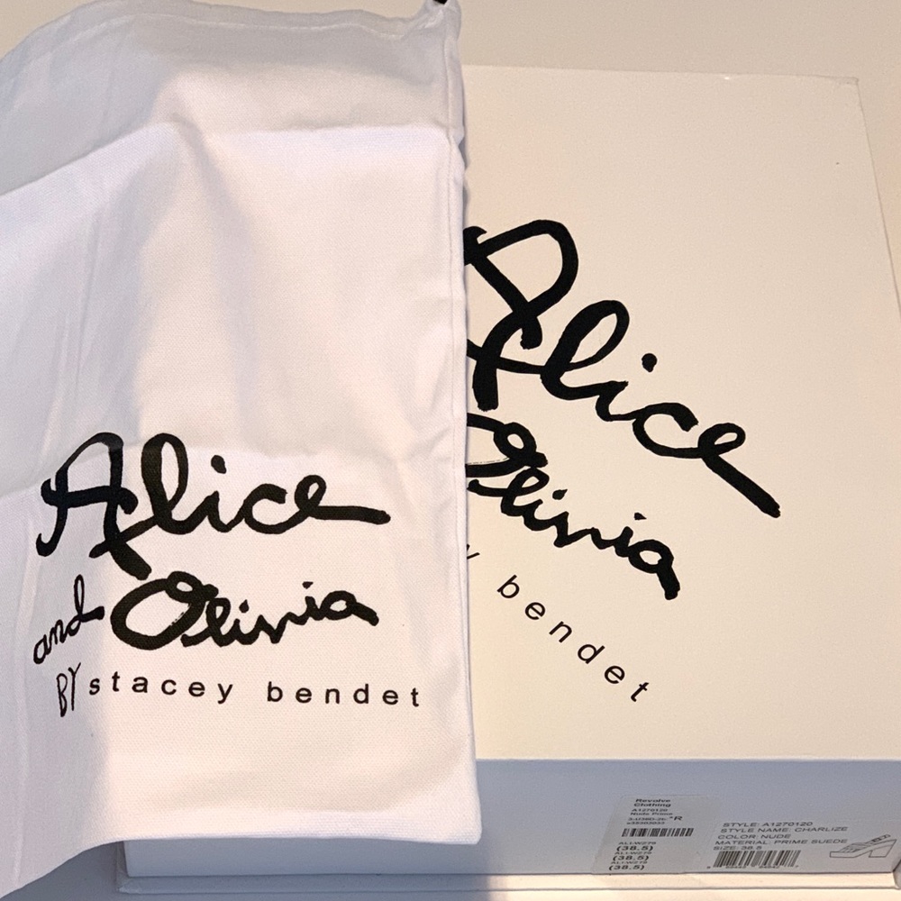 Alice and Olivia Charlize sandal - Picture 5 of 5